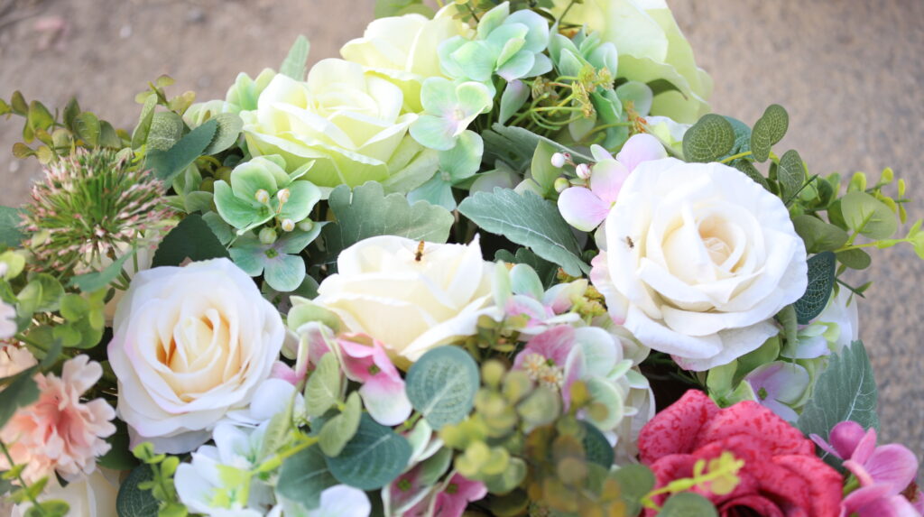  mix and match different types of artificial flowers