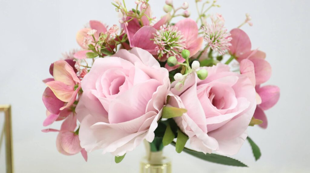 We'll explore the modern appeal of artificial flowers, focusing on their quality, cost-efficiency, and sustainability, to help you achieve the intended or expected result of maximizing value while minimizing expenses.